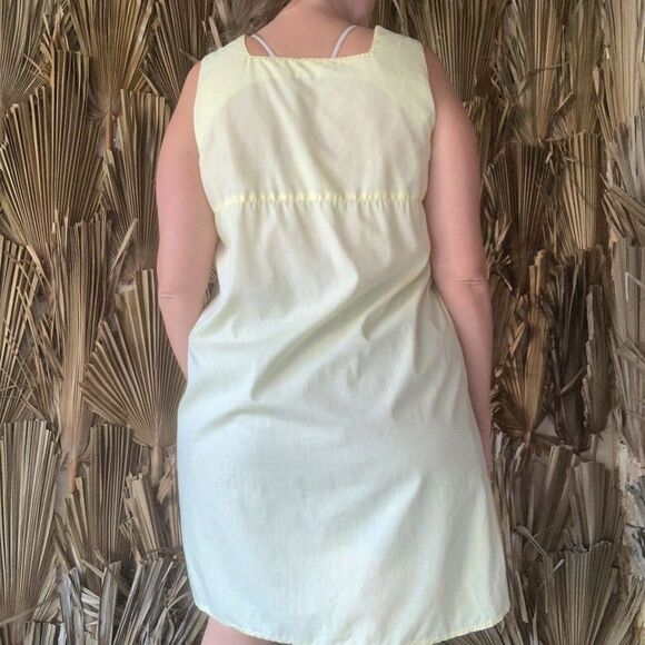 Vintage 60's Embroidered Yellow Trapeze Dress - Picture 3 of 5